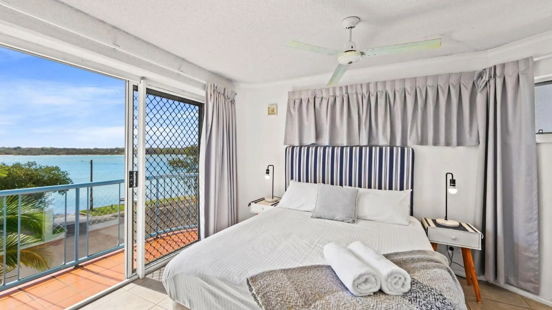 Aparthotel Reflections Holiday Apartments Maroochydore